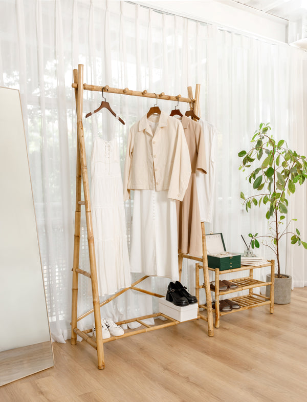 Checkroom rack in solid bamboo wood