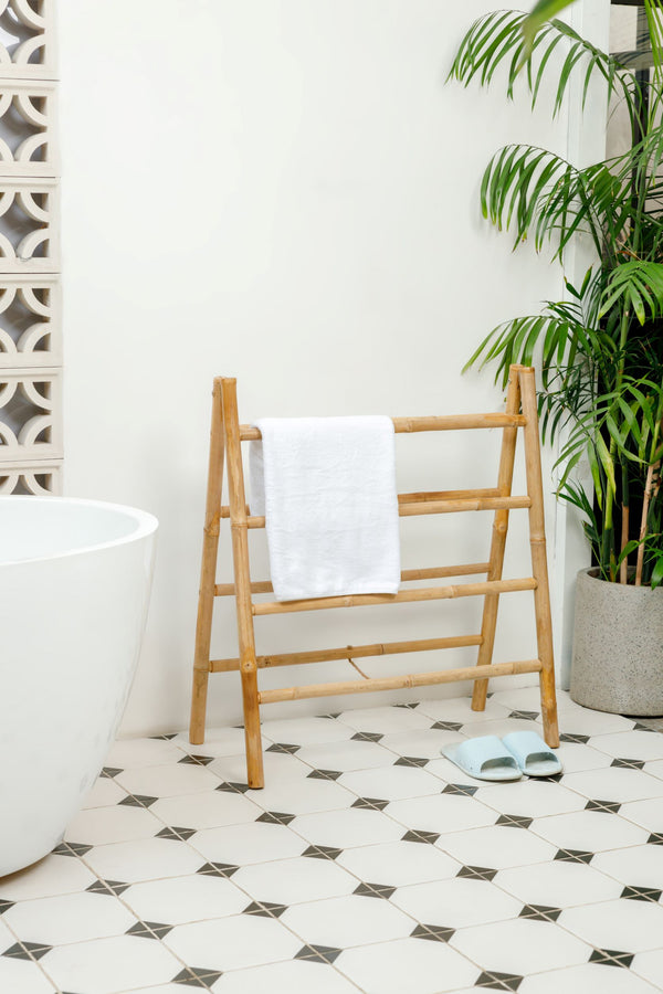 LANGKAWI - Ladder towel rack in solid bamboo wood