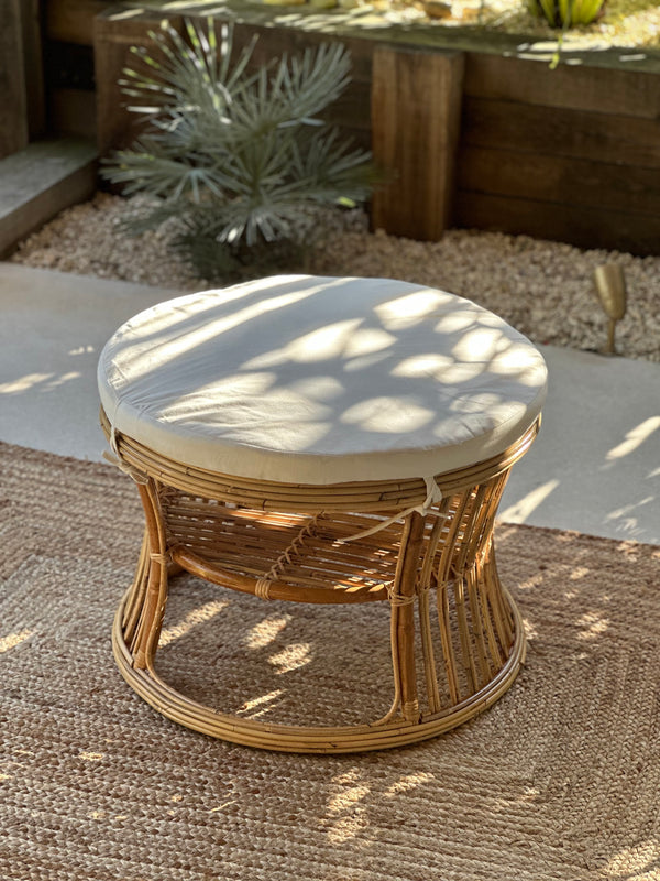 SERAM - Natural rattan and beige fabric pouffe