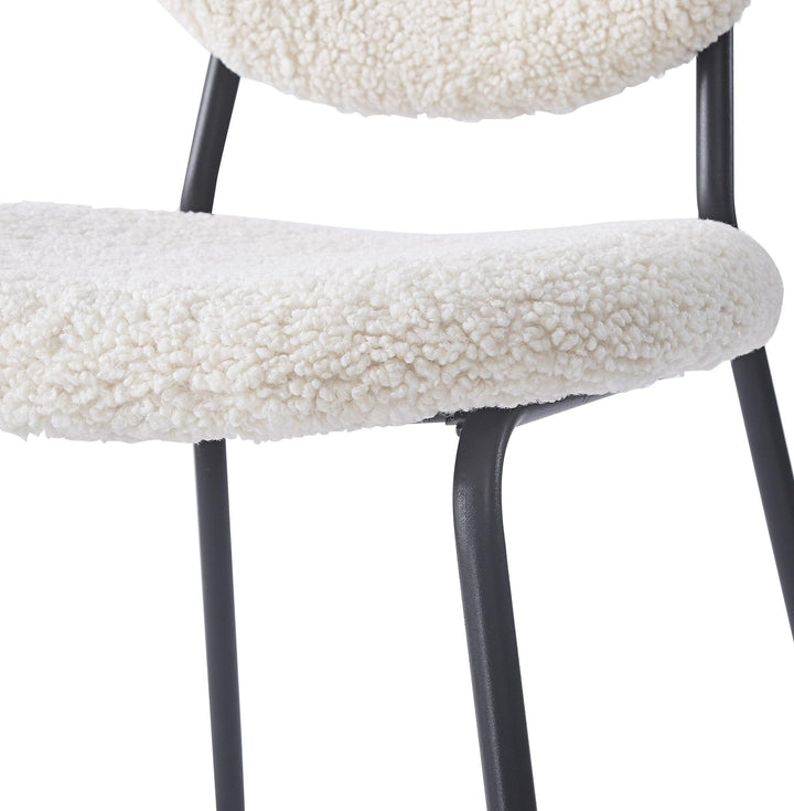 Set of 2 Scandinavian metal chairs with white wool